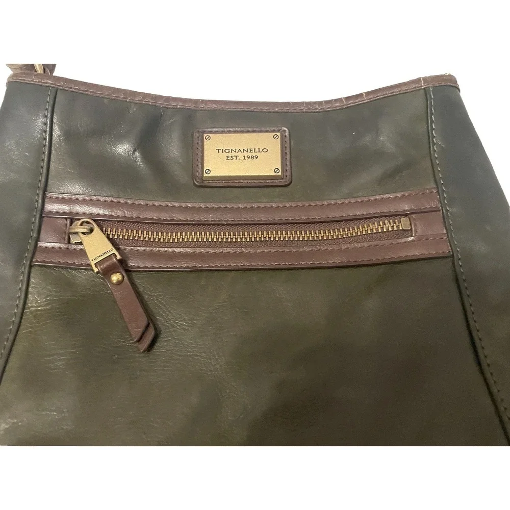 Tignanello Olive Brown Medium Shoulder Bag Hobo Purse Brass‎ Zip Vintage